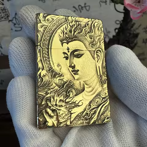 Small Heavy Armor Replica ZL8 Brass Kerosen Lighter Ultra-thin Armor Embossed Pattern Grinding Wheel