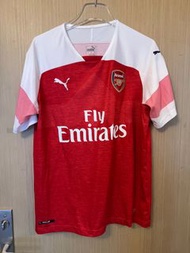 阿仙奴 Arsenal Ozil #10 主場2018-19球衣 （下方有少部份破損）