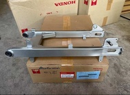 สวิงอาร์ม W-110i ปี2011-2020 แท้ศูนย์ 52200-KWW-640ZB