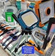 多功能應急燈20000流明/充電寶10000mAh. USB-C 直接充電。Multifunctional LED Light Power Bank. All in one. 價格不包括三腳架