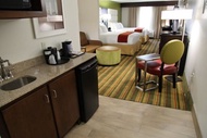 住宿 Holiday Inn Express &amp; Suites Huntsville Airport, an IHG Hotel