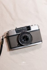 Olympus PEN EE-2 半格相機