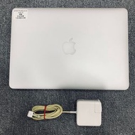 MacBook Air A1466 (2013)｜13吋 i5/8GB/128GB｜銀色｜電池循環120次｜二手良品｜#103