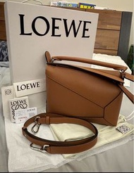 #把愛傳出去 全新Loewe puzzle 中號 small 內附全套（保卡、購證、防塵袋、紙盒、紙袋）