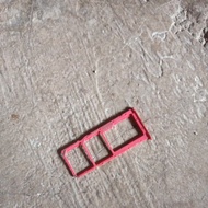 Bottom hole a3s sim tray