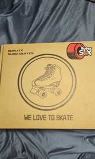 滾軸溜冰鞋36號 及護踭，護膝套裝