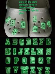 36入組字母設計鞋夜光PVC時尚配件適用於洞洞鞋拖鞋