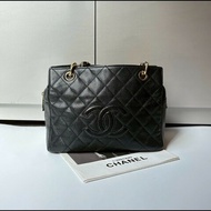Chanel 金鍊黑荔枝皮小豆腐包 tote