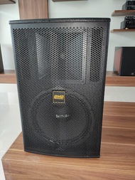 Một đôi loa đứng BMB model CSP-5000(C) bass 30 treb kèn trở kháng 8 ôm công suất 2000W.