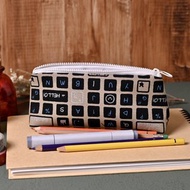 大容量三角筆袋 復古風鍵盤