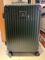 Hallmark Etienne 旅行行李箱