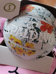Spalding floral basketball