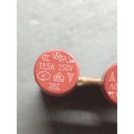 Ceramic fuse 2.5A - 250V