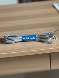 Adidas 銀色鞋帶（一對）