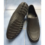 Lightweight Rubber Shoes All Black.