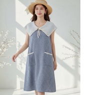 S40 Lace Ruffled Collar Dress With Double Pockets