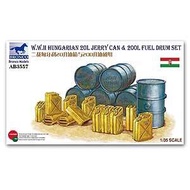 Weijun AB3557 World War II Hungary 20L and 200L Fuel Tank