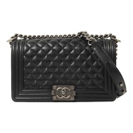 CHANEL 牛皮皮革Boy 25銀扣鏈帶肩背袋