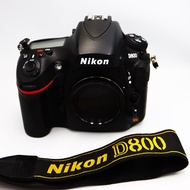 Nikon D800 Shutter 3306 เน้นด้านความละเอียดสูงระดับ 36.3 ล้านพิกเซล สำหรับกล้องที่ใช้ภายในสตูดิโอ การถ่ายรูปคู่แต่งงาน หรือภาพแนวทิวทัศน์ที่ต้องการความละเอียดภาพสูงๆ ตัว Body เป็น Magnesium alloy รองรับกับสภาพแวดล้อมที่หนักๆ และป้องกันละอองน้ำและฝุ่นได้ดี