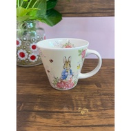 RB0326.01801-Peter Rabbit by Yamaka Mug Size 3.5x3.5