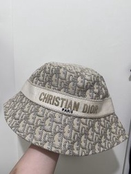 Dior bucket hat