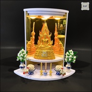 หิ้งพระมินิมอล ดีไซน์สะดุดตาด้วยการสะท้อนจากกระจกเงาทอง และไฟ LED เปลี่ยนสีได้ รุ่น Q11