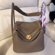 Hermes Lindy 26