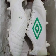 sepatu umbro original