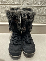 Columbia 防水保暖毛毛雪靴