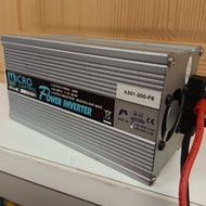 Micro Control 300W 汽車電源轉換器