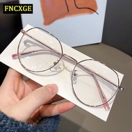 FNCXGE แว่นสายตาสั้น (-50 ถึง -600) พร้อมฟิลเตอร์ป้องกันแสงสีฟ้า แว่นตาสายตาสั้น กรองแสงคอมพิวเตอร์และโทรศัพท์มือถือ แว่นตาแฟชั่น แว่นผู้หญิง แว่นผู้ชาย