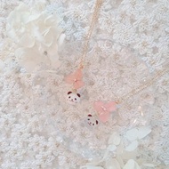 原創Mellow Rose玫瑰柔粉色繡球永生花熊貓頸鏈磨砂半透/霧面白色