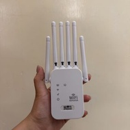 增強Wi-Fi間→房收唔到Wi-Fi →無線WiFi訊號擴展器