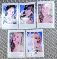 Le sserafim Pureflow tour instant card 限定彩繪及親簽版