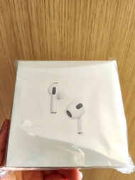 全新未開Apple 蘋果AirPods 3 真無線藍牙耳機 配備Lightning充電盒（冇保養）