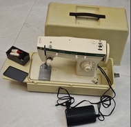 Singer 縫紉機 263 Pressomatic