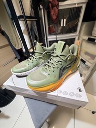 李寧 䨻 籃球鞋