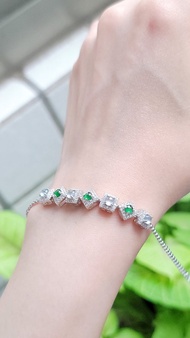 緬甸A貨翡翠高冰玻璃種白冰辣綠蛋面多顆純銀鍍18k白豪鑲款手鏈