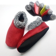 2 pairs of solid color Bokashi fur overshoes, thermal overshoes