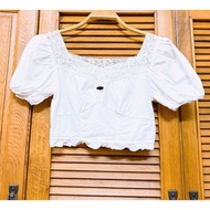 White crop top style shirt - 2 sleeves (Size XS)