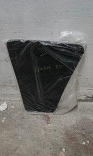 Nowh Voxy 80 車頭窗網一對