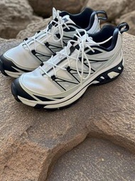 SALOMON XT-6 EXPANSE 白黑
