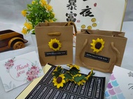 ZOEYเเพ็ค10ชิ้น ถุงกระดาษสีน้ำตาล  ถุงช้อปปิ้งหูหิ้ว paper bag ใส่ของขวัญ มอบเป็นของชำร่วย ใส่เครื่อ