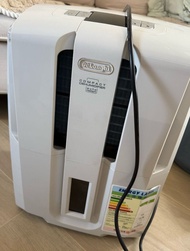 DeLonghi DDSE20  20公升 抽濕機 (開利 carrier)