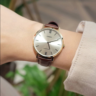 นาฬิกา Casio รุ่น LTP-VT01GL-9B นาฬิกาผู้หญิงสายหนังสีน้ำตาล หน้าปัดทอง รุ่นใหม่ล่าสุด- มั่นใจ ของแท้ 100% รับประกันสินค้า 1 ปี