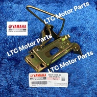 Yamaha LC135 Horn Bracket LC135 Horn Bracket Bracket Tengah Stay Horn 100% Ori Original HLY