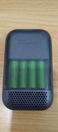 Recyko 十分充超快充電器連4粒1700mAh AA鎳氫充電電池