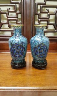 🏠100%new 靚工絕藝 景泰藍 7吋 藍彩 花瓶 連 木座 一對(不散買，不議價)（see settlement location frist）