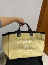 80-85%new Chanel deauville tote bag L size 沙灘袋 購自法國 有卡