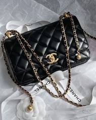CHANEL 24C 19BAG MINI FALP 雙金珠 小金球 鏈條肩帶 牛皮 口蓋包 信封包 單肩斜孭袋 迷你 黑色 ｜AS2615-B05973-94305｜全新正版正貨